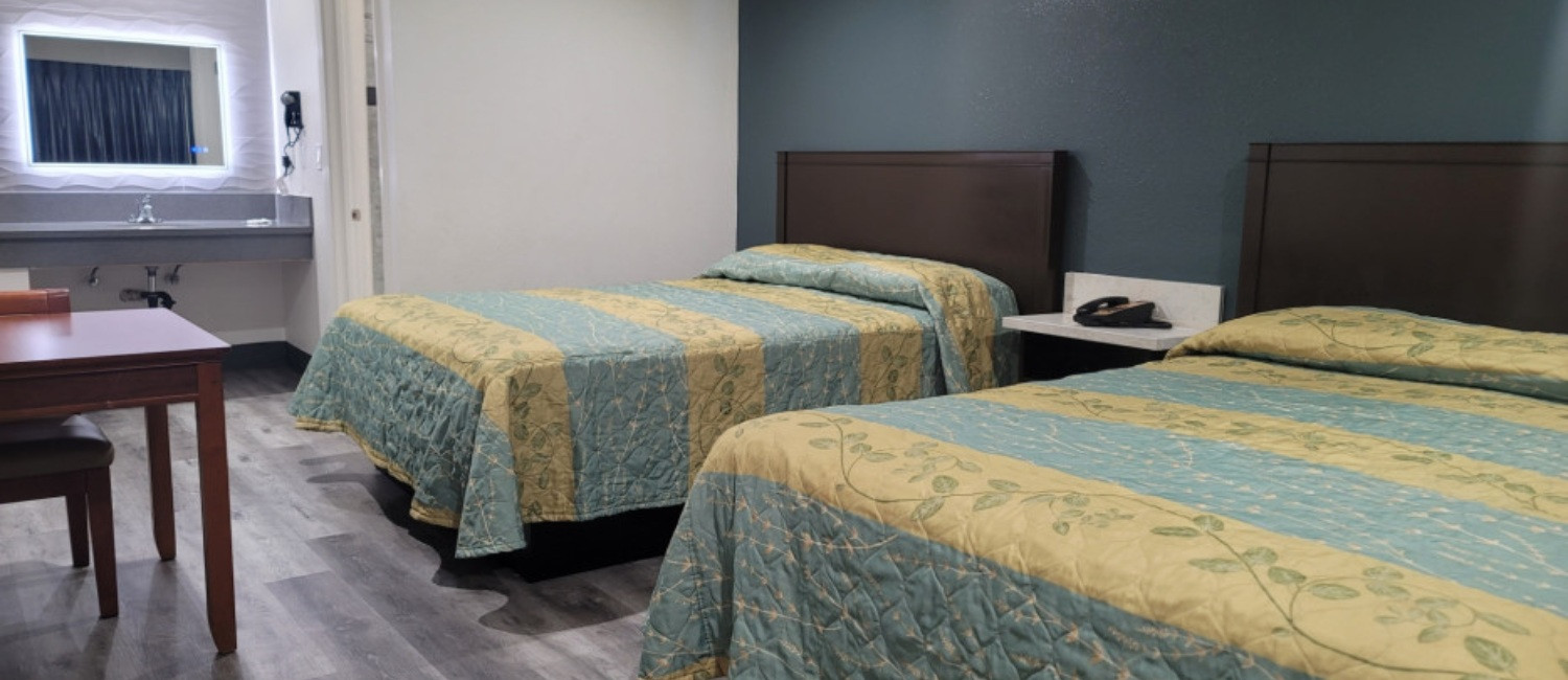 Check Out Motel Moonlight’s Photo Gallery